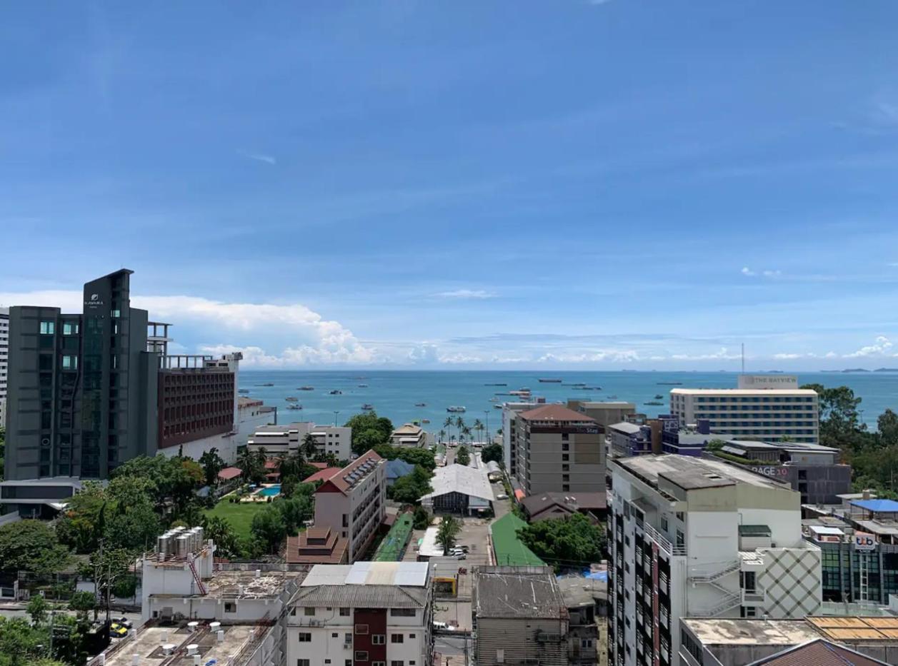 Appartement The Base à Pattaya Extérieur photo